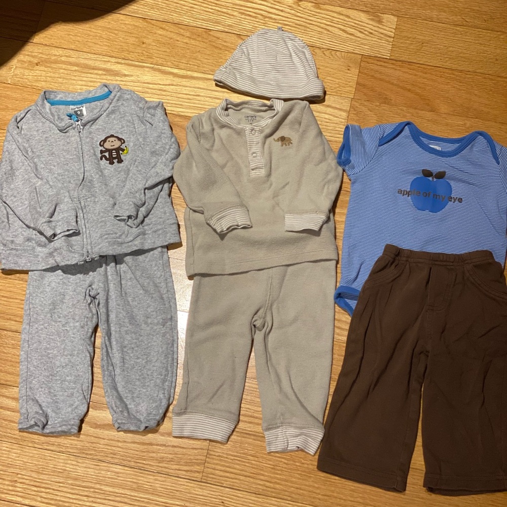 Carter’s 3 Matching Outfits Sets Size 9 Months